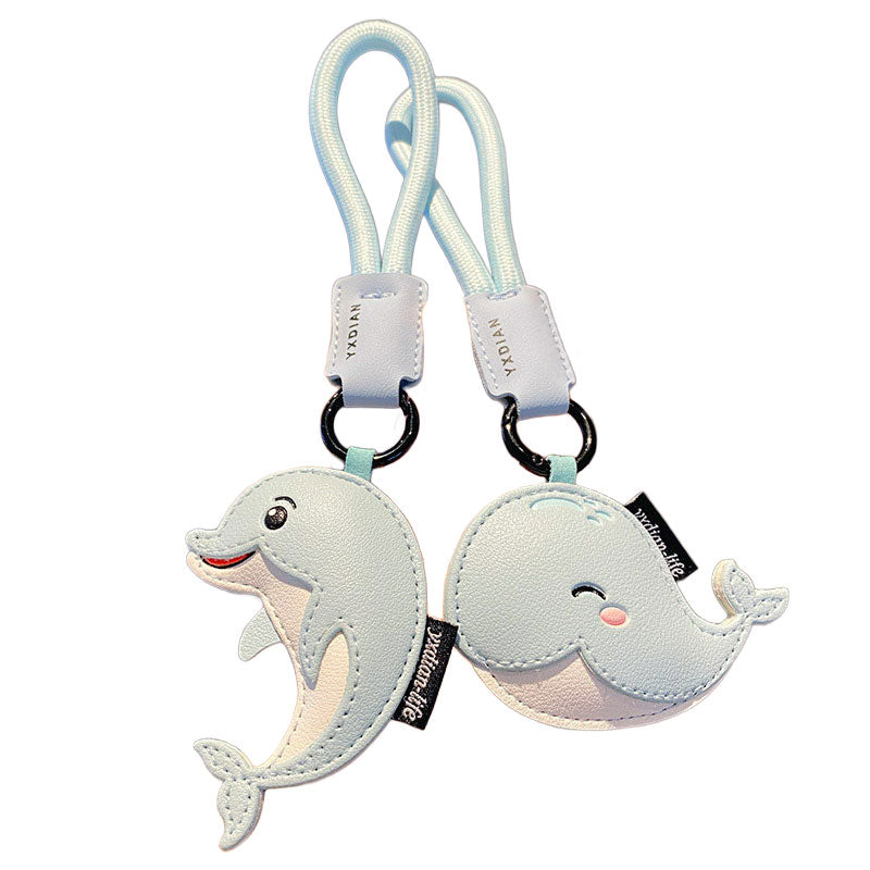 クジラ イルカ 革 キーチャーム キーホルダー キーリング キーチェーン バッグチャーム ストラップ アクセサリー 紛失予防 かわいい ジュエリー 可愛い 雑貨 鍵 車 レディース カップル 小物 ギフト プレゼント