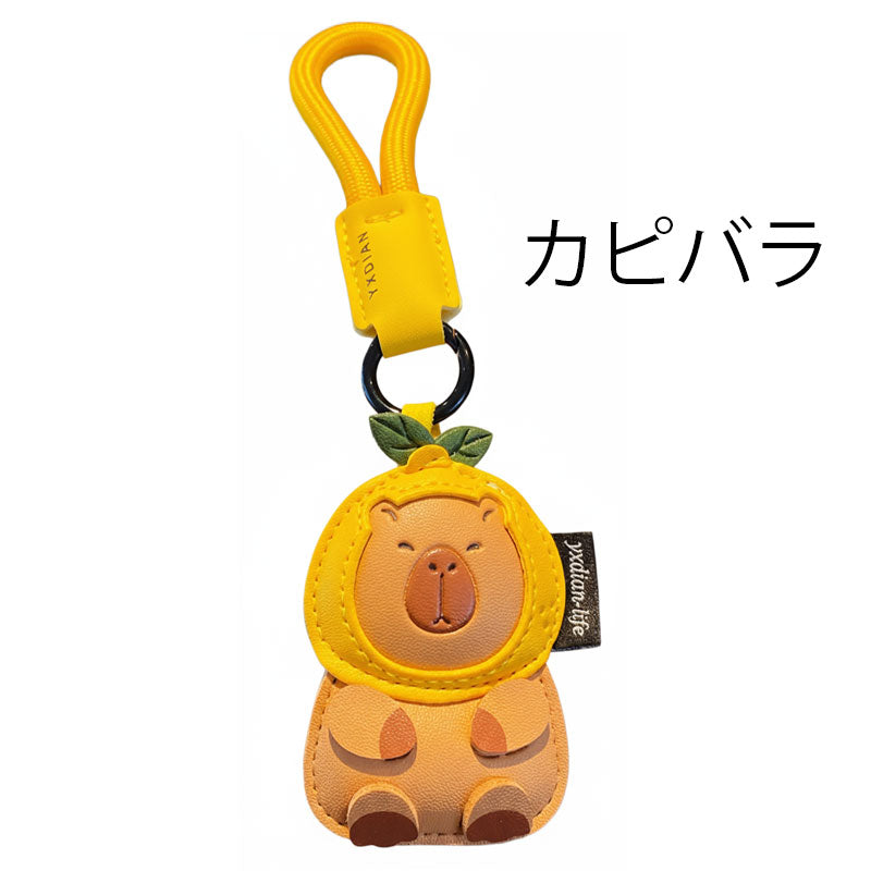カピバラ クマ イヌ ネコ 革 キーチャーム キーホルダー キーリング キーチェーン バッグチャーム ストラップ アクセサリー 紛失予防 かわいい ジュエリー 可愛い 雑貨 鍵 車 レディース カップル 小物 ギフト プレゼント