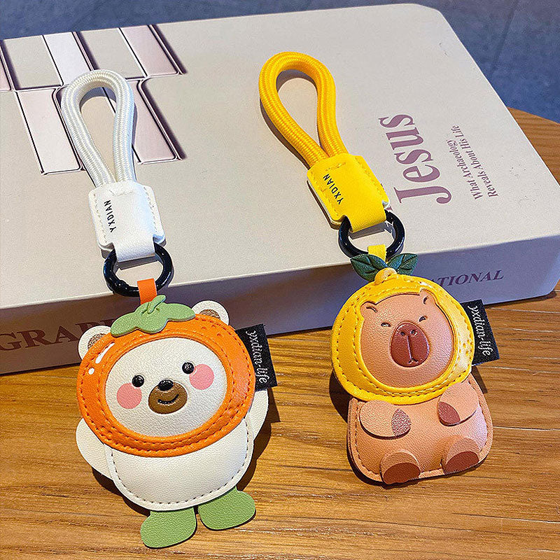 カピバラ クマ イヌ ネコ 革 キーチャーム キーホルダー キーリング キーチェーン バッグチャーム ストラップ アクセサリー 紛失予防 かわいい ジュエリー 可愛い 雑貨 鍵 車 レディース カップル 小物 ギフト プレゼント