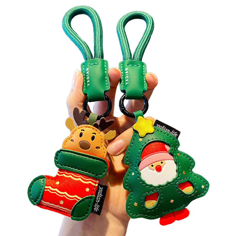 クリスマス サンタ トナカイ 革 キーチャーム キーホルダー キーリング キーチェーン バッグチャーム ストラップ アクセサリー 紛失予防 かわいい ジュエリー 可愛い 雑貨 鍵 車 レディース カップル 小物 ギフト プレゼント