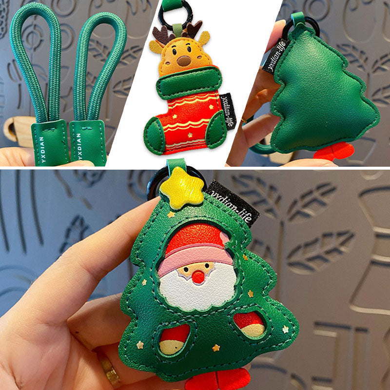 クリスマス サンタ トナカイ 革 キーチャーム キーホルダー キーリング キーチェーン バッグチャーム ストラップ アクセサリー 紛失予防 かわいい ジュエリー 可愛い 雑貨 鍵 車 レディース カップル 小物 ギフト プレゼント