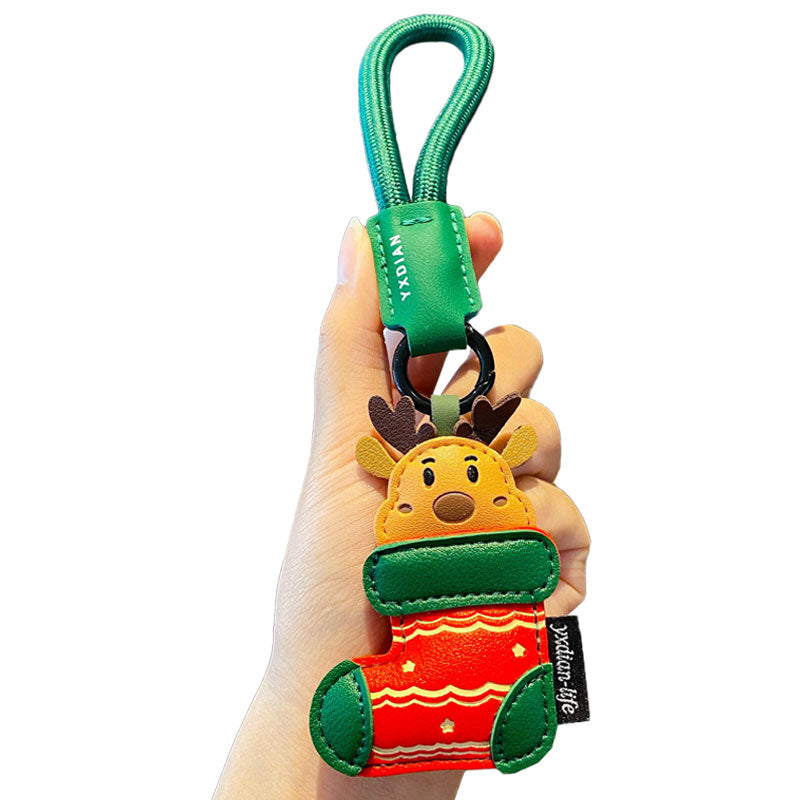 クリスマス サンタ トナカイ 革 キーチャーム キーホルダー キーリング キーチェーン バッグチャーム ストラップ アクセサリー 紛失予防 かわいい ジュエリー 可愛い 雑貨 鍵 車 レディース カップル 小物 ギフト プレゼント