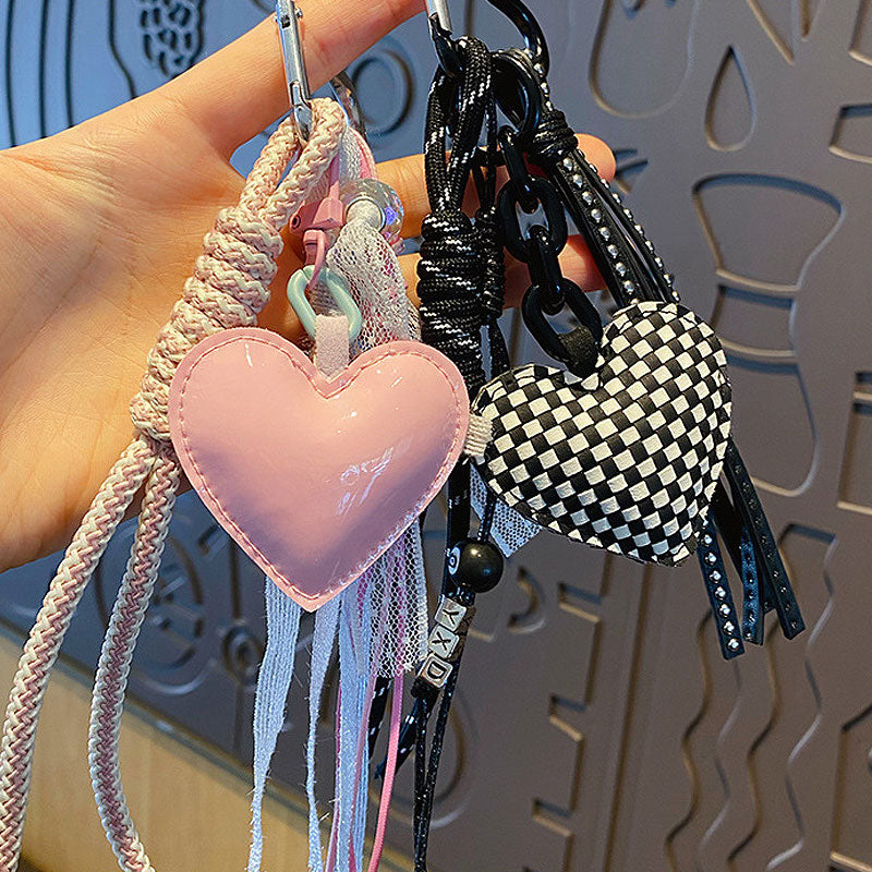 ハート G ピンク 革 キーチャーム キーホルダー キーリング キーチェーン バッグチャーム ストラップ アクセサリー 紛失予防 かわいい ジュエリー 可愛い 雑貨 鍵 車 レディース カップル 小物 ギフト プレゼント