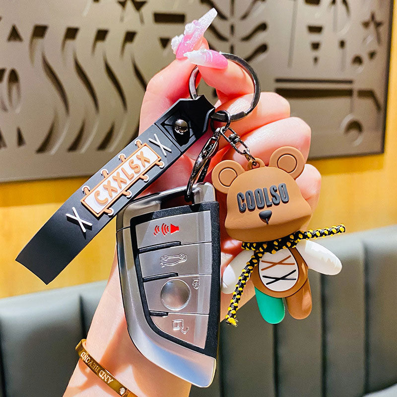 クマ クール熊 キーチャーム キーホルダー キーリング キーチェーン バッグチャーム ストラップ アクセサリー 紛失予防 かわいい ジュエリー 可愛い 雑貨 鍵 車 レディース カップル 小物 ギフト プレゼント