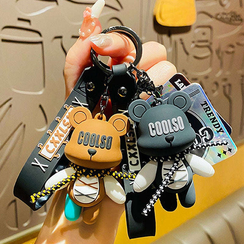 クマ クール熊 キーチャーム キーホルダー キーリング キーチェーン バッグチャーム ストラップ アクセサリー 紛失予防 かわいい ジュエリー 可愛い 雑貨 鍵 車 レディース カップル 小物 ギフト プレゼント